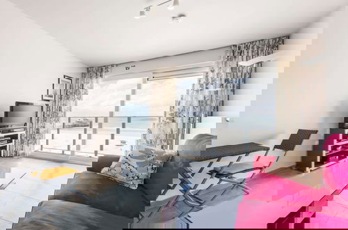Photo 1 - Beautiful Apartment on the sea Wall