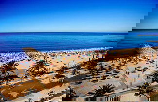 Foto 1 - Cozy and Sunny Coastal Escape With Stunning Views