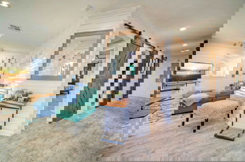 Foto 30 - Dapper Dolphin by Avantstay Pool, Game Room