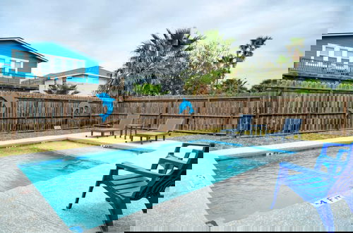 Foto 23 - Dapper Dolphin by Avantstay Pool, Game Room