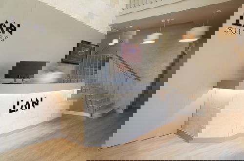 Photo 2 - LAN Suites
