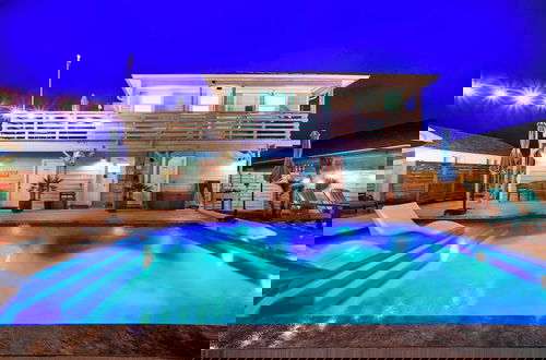Foto 33 - Port A Hideaway by Avantstay Private Pool