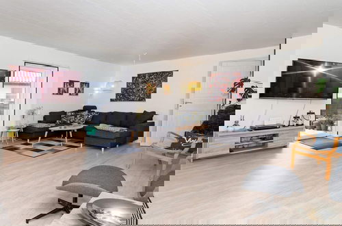 Foto 9 - 6 Person Holiday Home in Thyboron