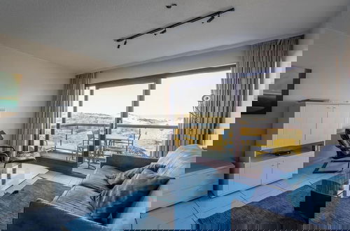 Foto 10 - Apartment With Balcony and sea Views