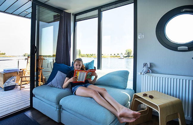 Lovely Houseboat in Kinrooi With Terrace - Foto 2