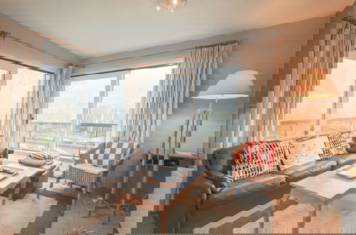 Foto 8 - Bright Apartment With Terrace in Oostduinkerke