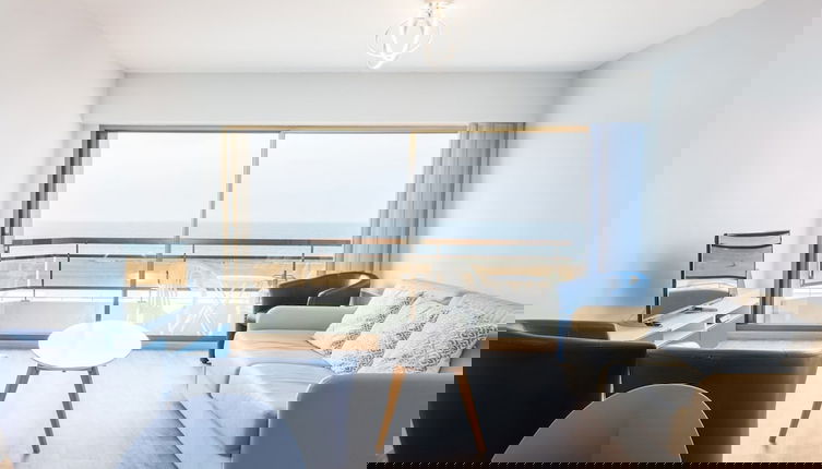 Foto 1 - Bright Apartment With Kitchen