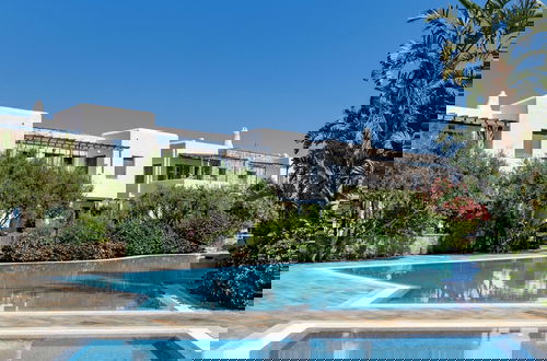 Photo 16 - Sanders Paros Gardens