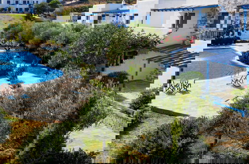 Photo 25 - Sanders Paros Gardens