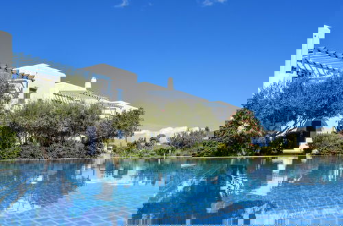 Photo 24 - Sanders Paros Gardens