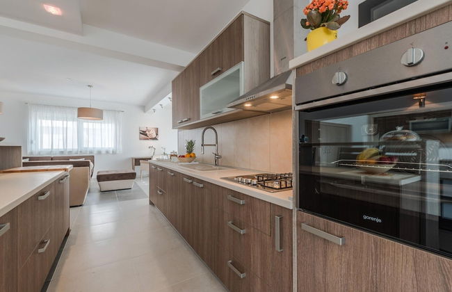 Apartment in Croatia Near Adriatic Coast - Foto 9
