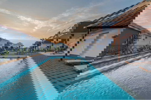 Foto 17 - Comfort Villa With Swimming Pool and Terrace