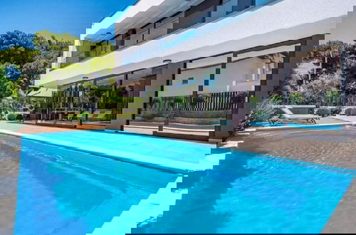 Photo 30 - Villa Alpha - Four Bedroom Villa With Swimming Pool