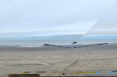 Foto 15 - Apartment in Nieuwpoort Located With Beautiful sea Views