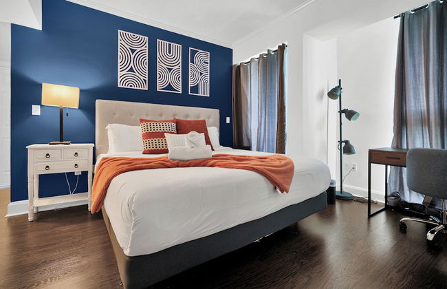 Ocean View 2 Bedroom in Coconut Grove - Photo 17
