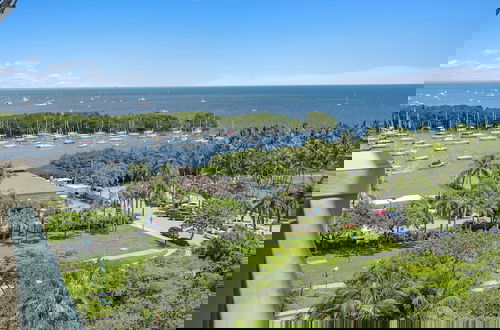 Photo 32 - Ocean View 2 Bedroom in Coconut Grove