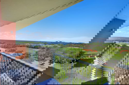 Photo 34 - Ocean View 2 Bedroom in Coconut Grove