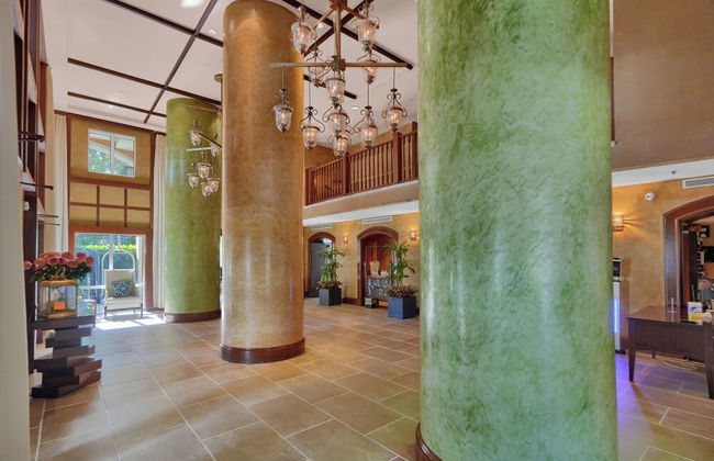 Ocean View 2 Bedroom in Coconut Grove - Photo 2