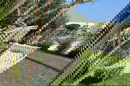 Foto 14 - Lovely Holiday Apartment by the sea in Grimaud