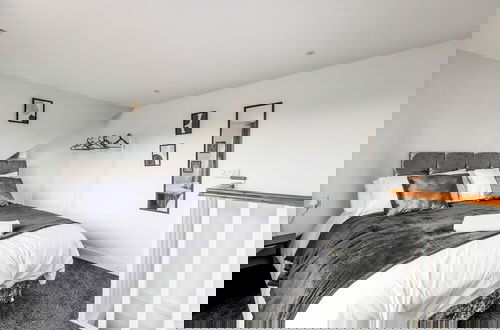 Foto 5 - Cosy Apartment Near Leeds City Centre