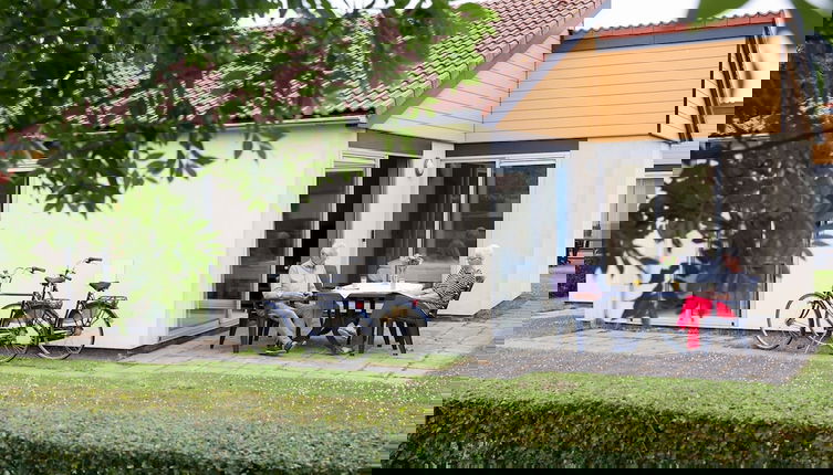 Foto 1 - Nice Holiday Home With Garden