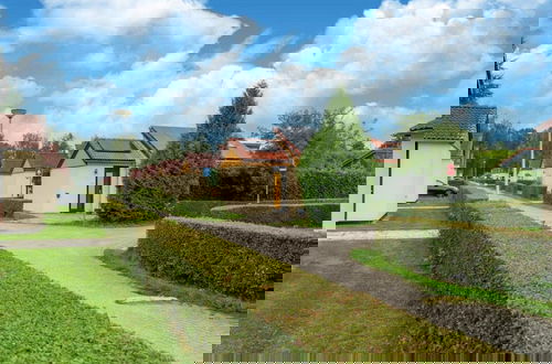 Foto 34 - Nice Holiday Home With Garden