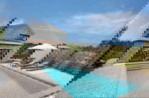Foto 1 - Unique Villa in Labin With Private Outdoor Pool