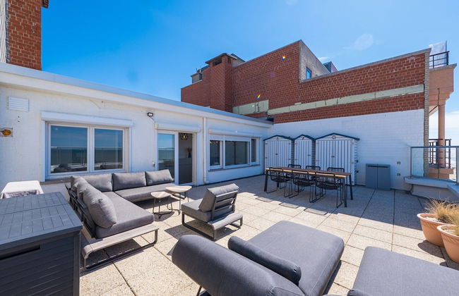 Penthouse in Belgium With Sea Views - Photo 26