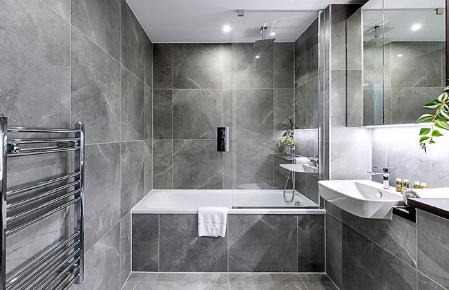 Sleek and Stylish 9th Floor Apartment - Foto 22