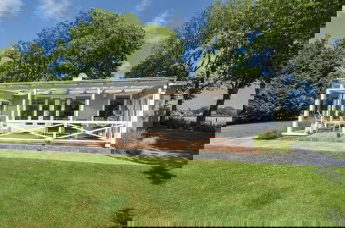 Photo 20 - Modern Holiday Home With Large Garden