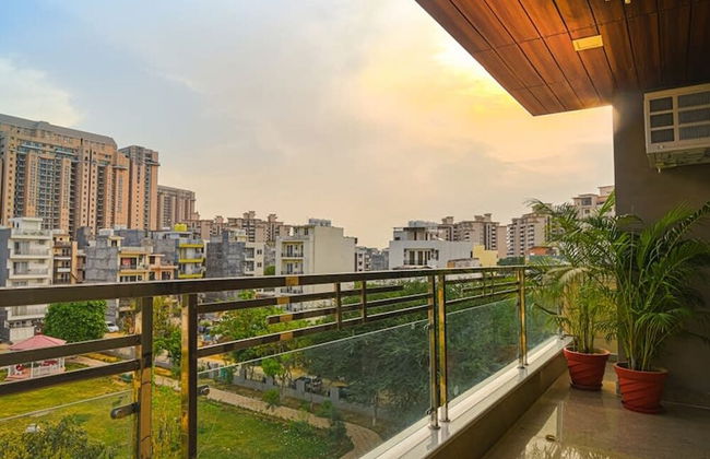 Relaxing 1 Bhk Service Apartment With Balcony Gym - Foto 11