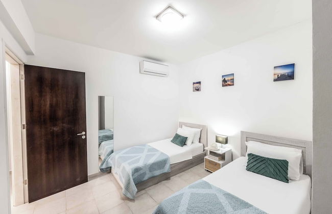 Villa Valentina Bay - Photo 16