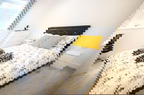 Foto 10 - Luxury London Apartment With 5 Bedrooms