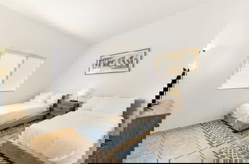 Photo 2 - Sonesta Tucson