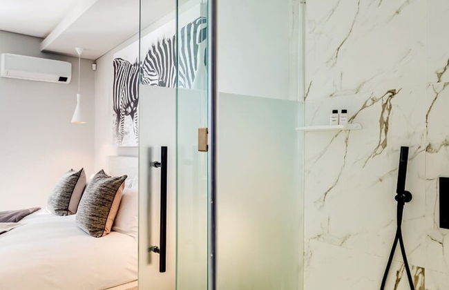 Experience Vibrant Living at De Waterkant Views - Photo 22