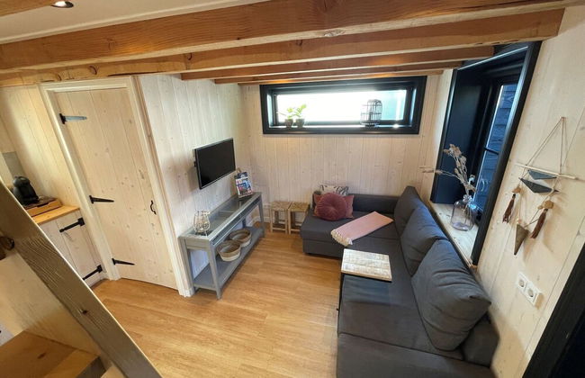Inviting Chalet in Monnickendam With Garden - Photo 10