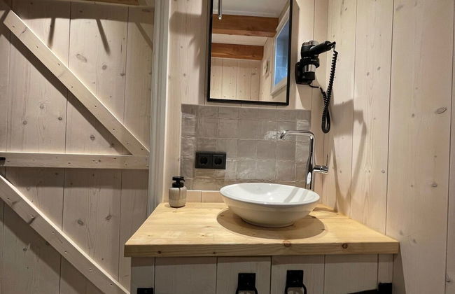 Inviting Chalet in Monnickendam With Garden - Photo 18