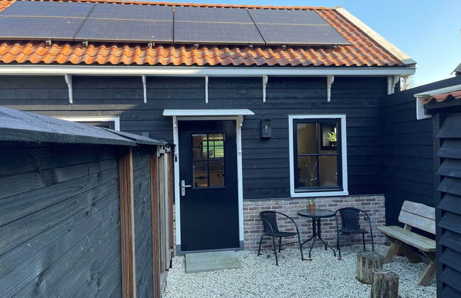 Inviting Chalet in Monnickendam With Garden - Photo 29
