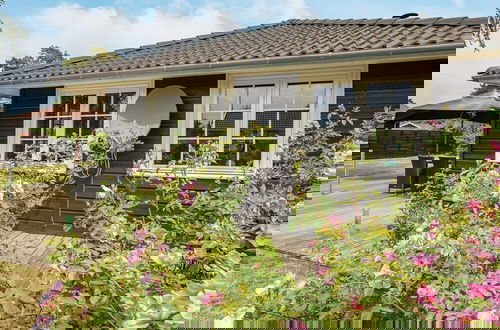 Foto 18 - 8 Person Holiday Home in Gedser