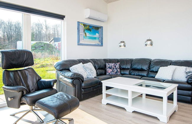 10 Person Holiday Home in Sjolund - Foto 12