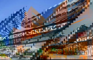 Foto 1 - Rezen Regency Hotel