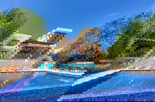 Foto 18 - Aphrodite Hills Superior Villa 0100