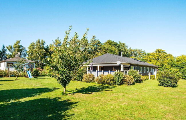 8 Person Holiday Home in Orsted - Photo 34