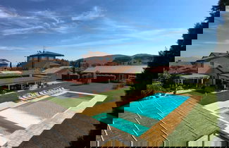 Photo 1 - Holiday Home in Braccagni With Jacuzzi & Golf