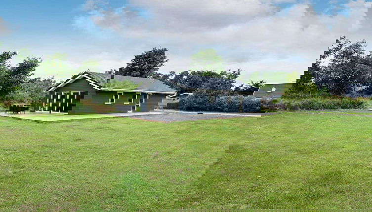 Foto 1 - 6 Person Holiday Home in Nykobing Sj