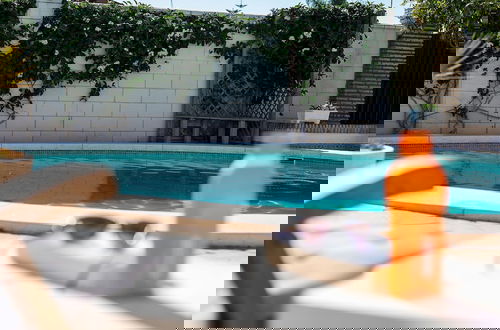 Photo 26 - Detached Villa With a Large Private Swimming Pool
