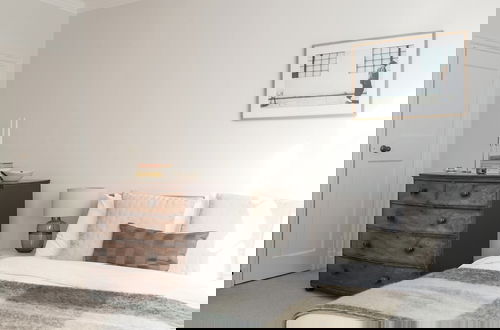 Foto 2 - Beautifully Presented Centrally Located Studio apt