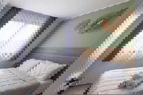Foto 3 - Modern Condo near the Beach - NV5