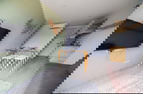 Foto 15 - Modern Condo near the Beach - NV5