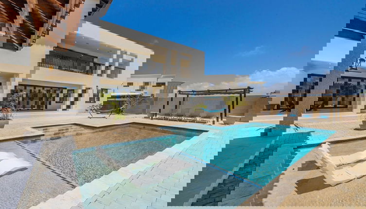 Photo 1 - NEW Walk 2 Beach - 5BR Bonusroom w Pool Office